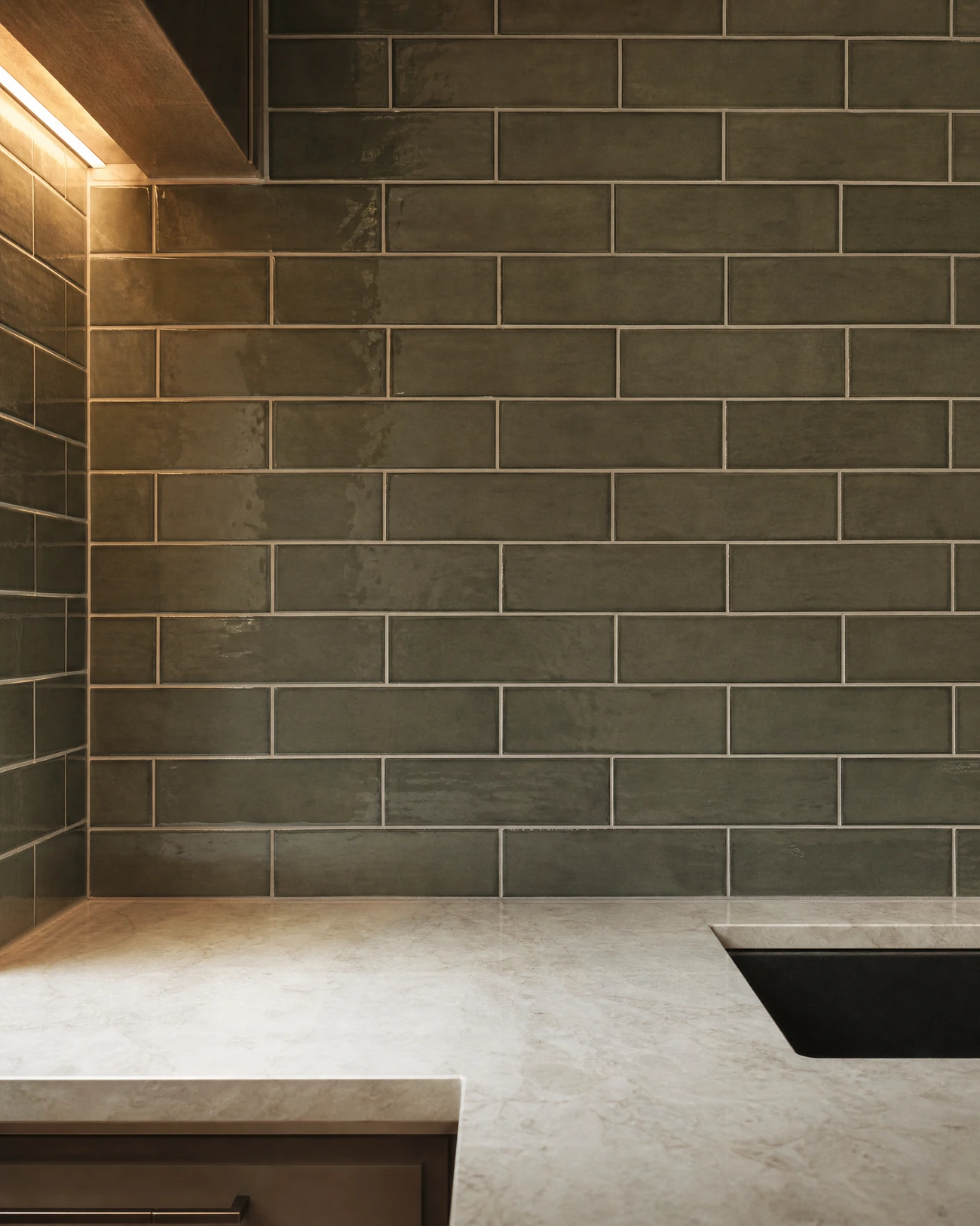 Detailed ceramic tile kitchen backsplash installation